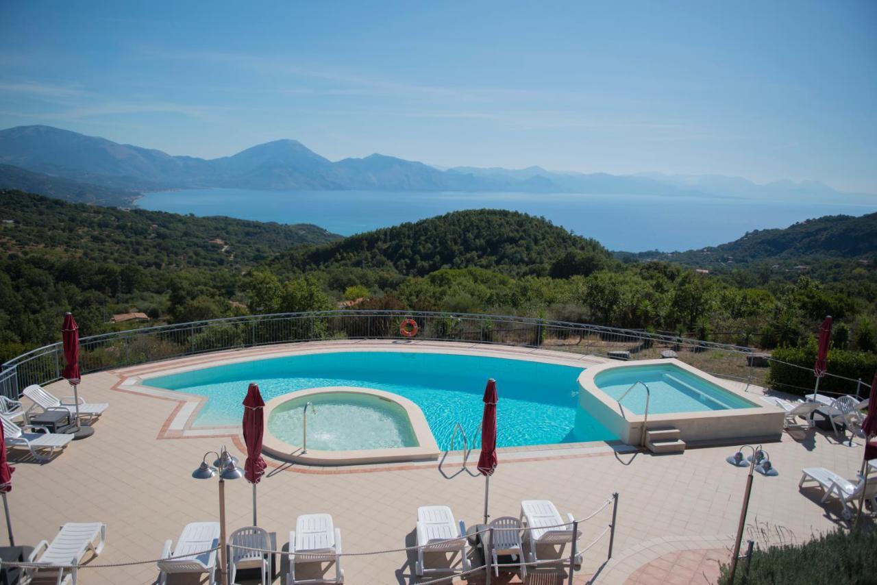 Hotel Caluna Charme San Giovanni a Piro Dış mekan fotoğraf