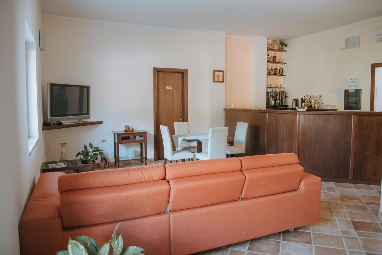 Hotel Caluna Charme San Giovanni a Piro Dış mekan fotoğraf