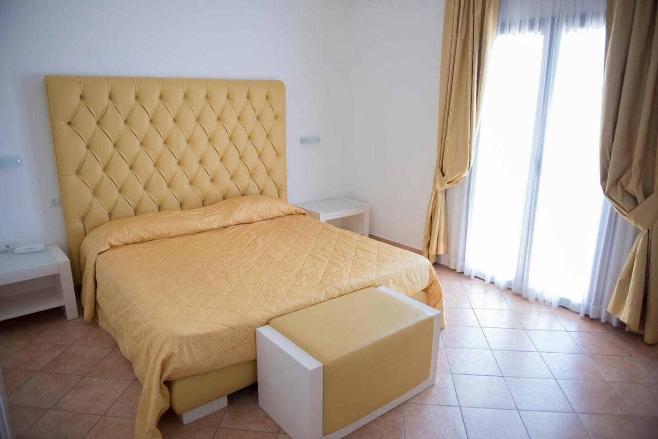 Hotel Caluna Charme San Giovanni a Piro Dış mekan fotoğraf